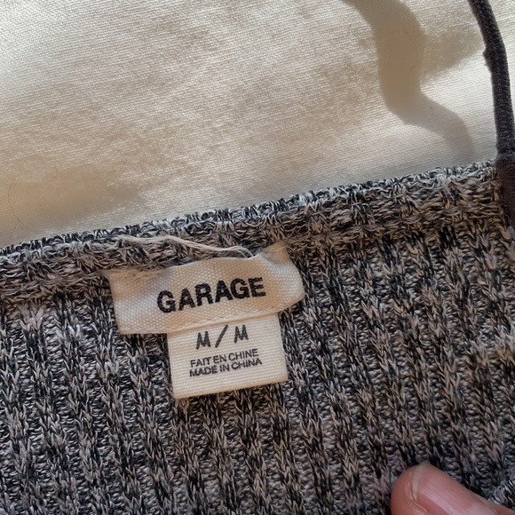 Garage spaghetti strap crop top - Picture 2 of 2